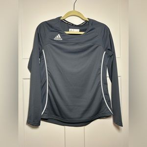 Medium Adidas Volleyball athletic shirt, Women’s medium Adidas Top